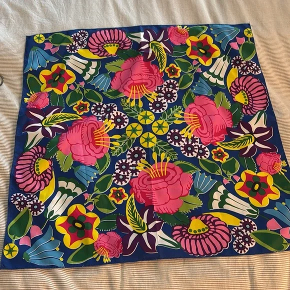 LUSH Life Knot Wrap scarf reusable wrapping floral Design purse scarf - Picture 4 of 11